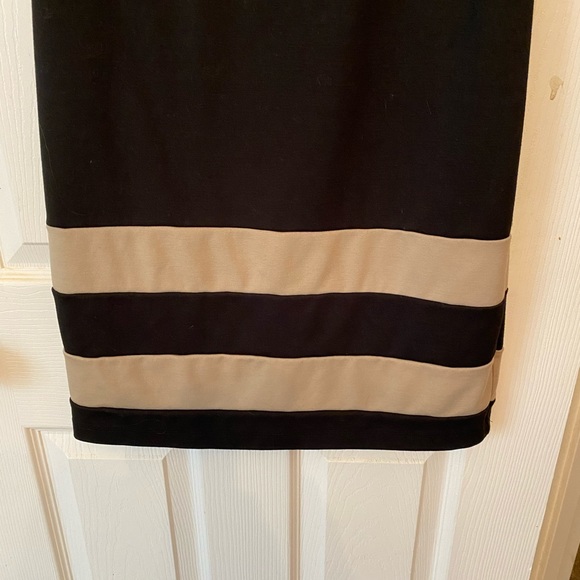 Dress - Picture 3 of 6